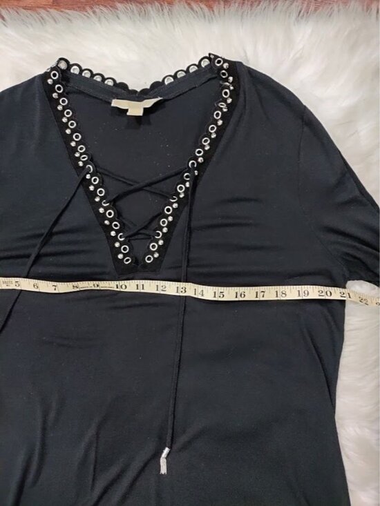 Michael Kors Bell Sleeve Black Lace Up Deep V Top Large - Picture 5 of 14